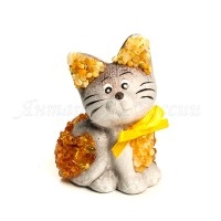 Фигурки животных из янтаря